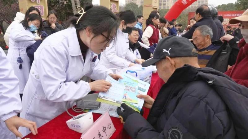 “3·15”在行动 | 宝应多部门联合开展主题宣传活动