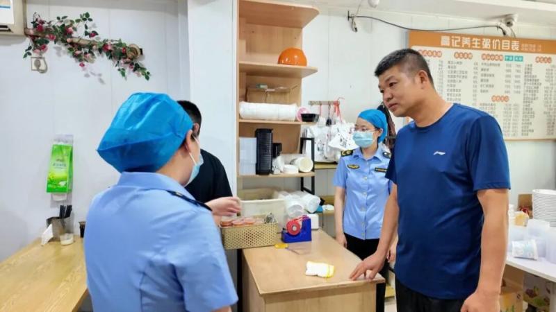 严把外卖餐具关！宝应开展食品相关产品专项“体检”