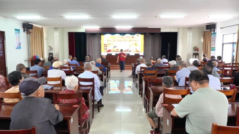 民政在线 | “银龄学堂”搬进养老院 老人尽享文化乐趣